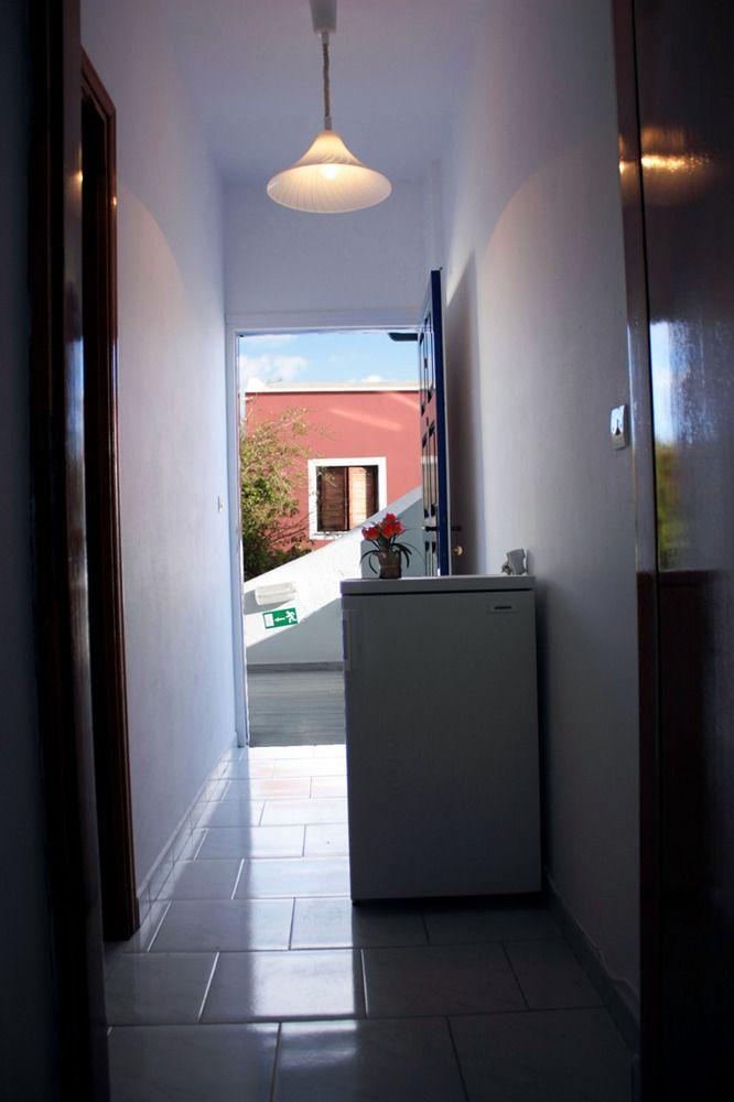 Villa Kostas เปริสซา ภายนอก รูปภาพ