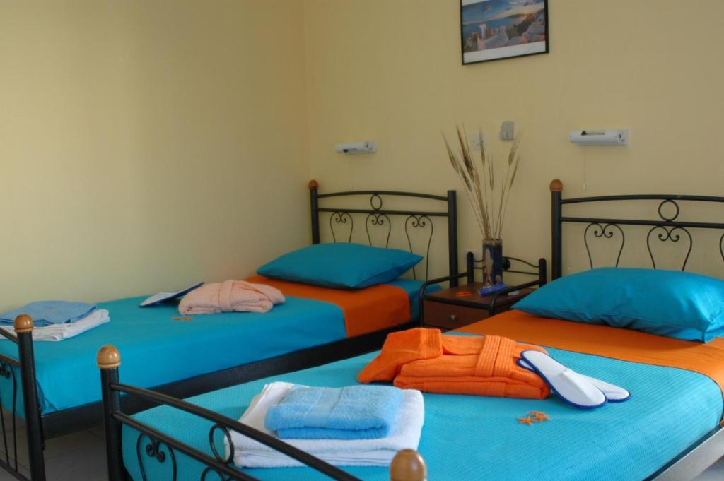 Villa Kostas เปริสซา ภายนอก รูปภาพ