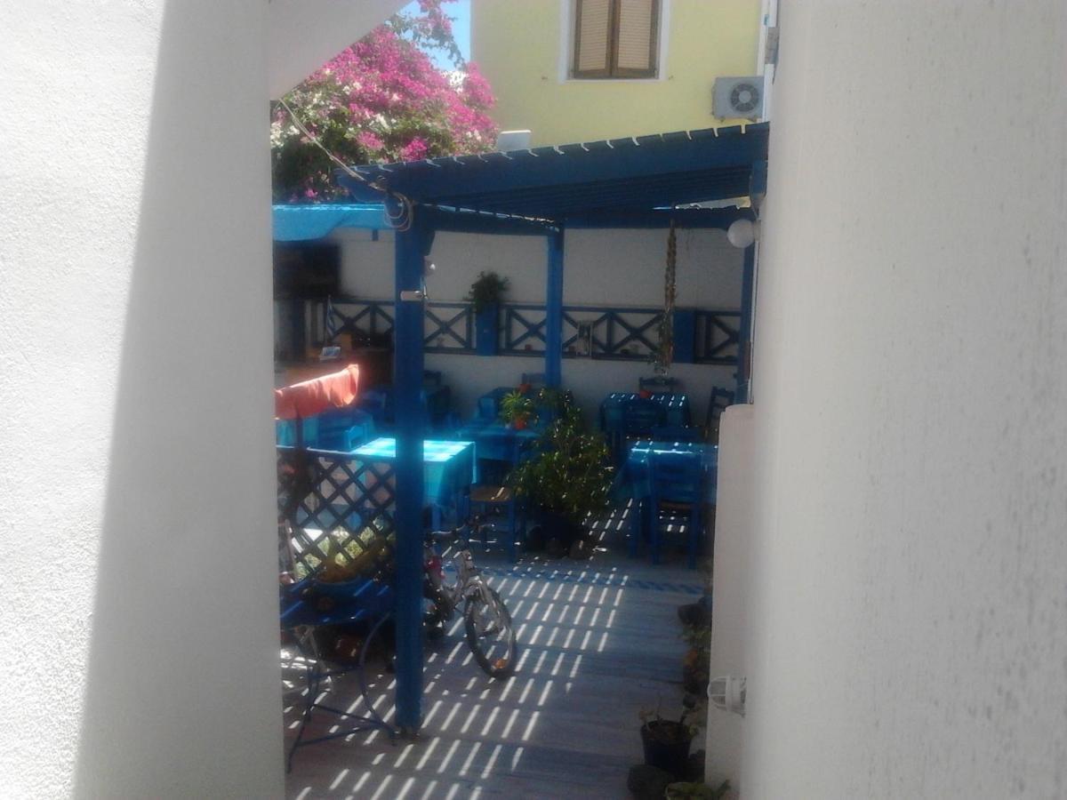 Villa Kostas เปริสซา ภายนอก รูปภาพ