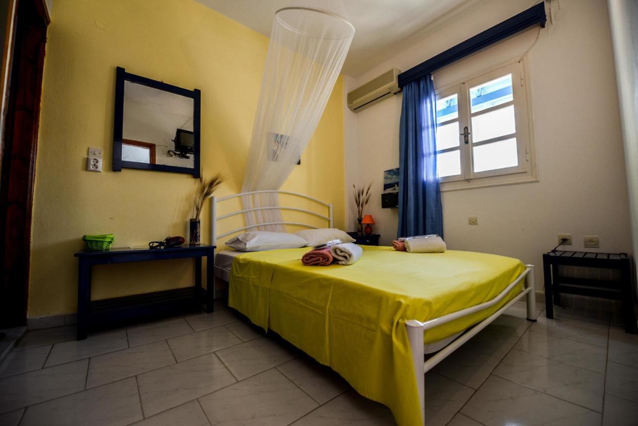 Villa Kostas เปริสซา ภายนอก รูปภาพ
